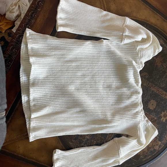 Maurice’s XL off white off shoulder top - Picture 6 of 7